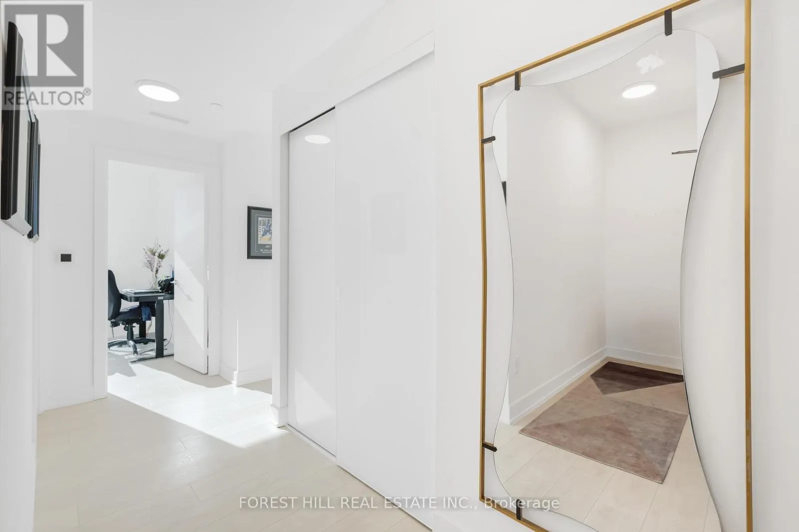 1910 - 35 MERCER STREET