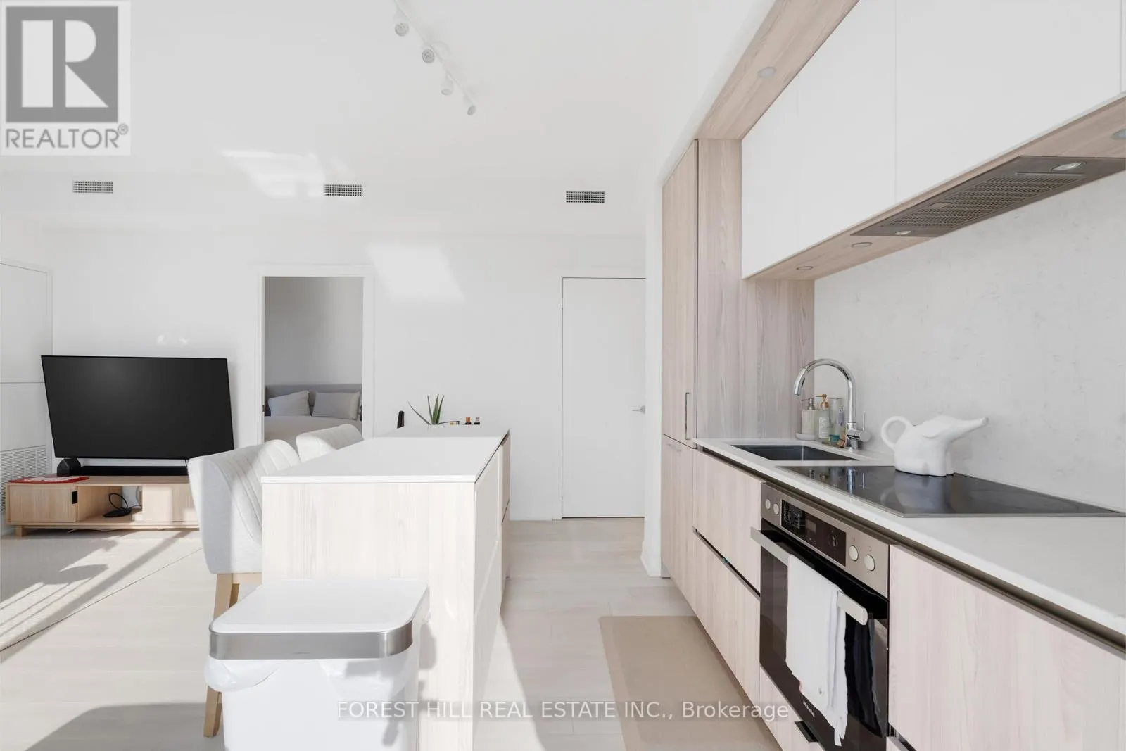 1910 - 35 MERCER STREET