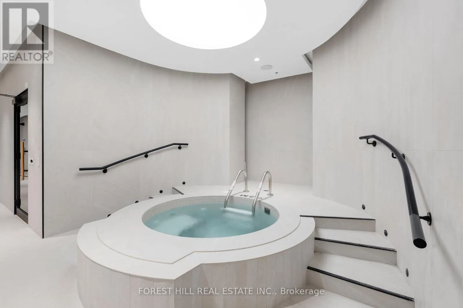 1910 - 35 MERCER STREET