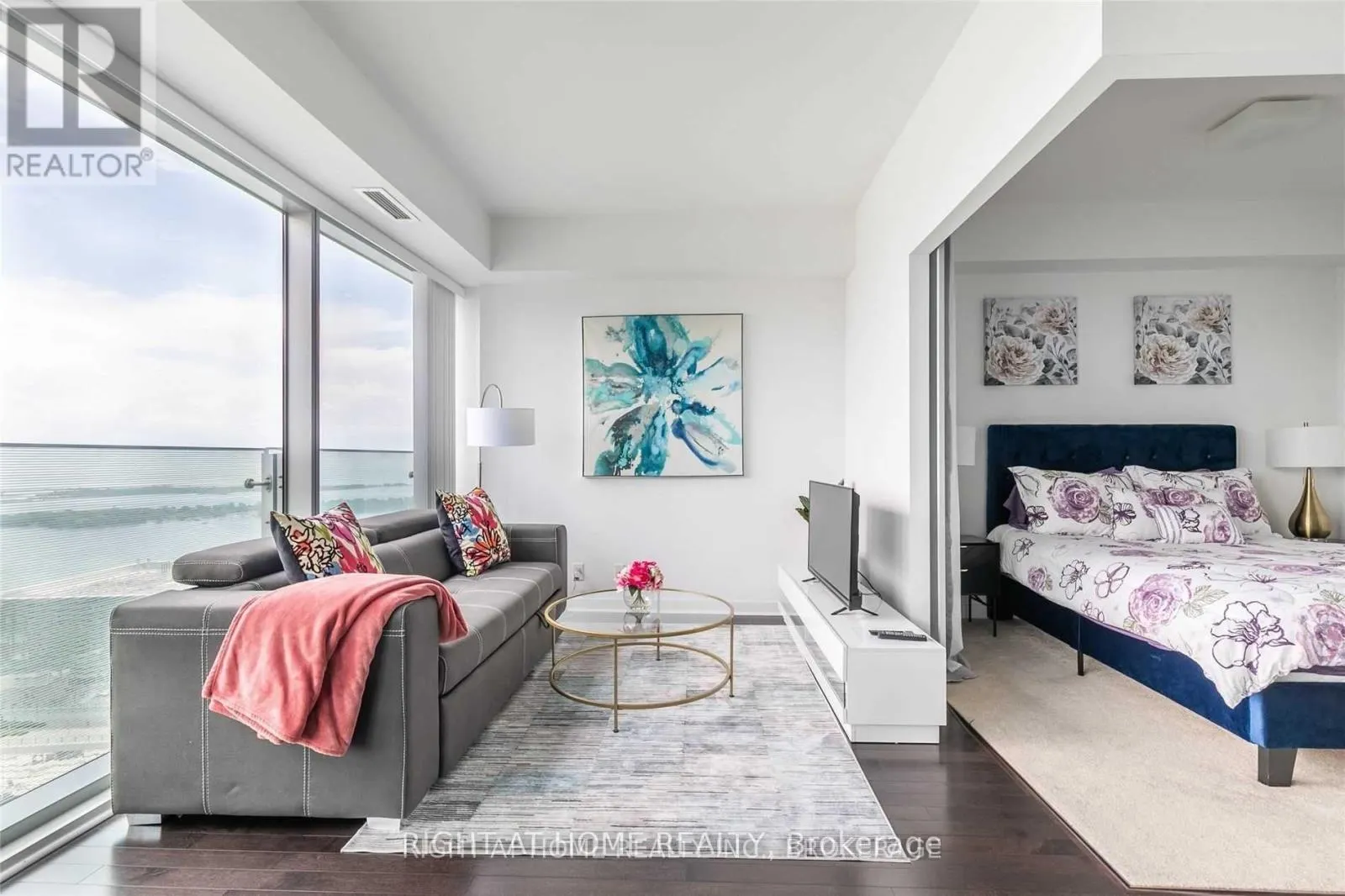 5512 - 14 YORK STREET