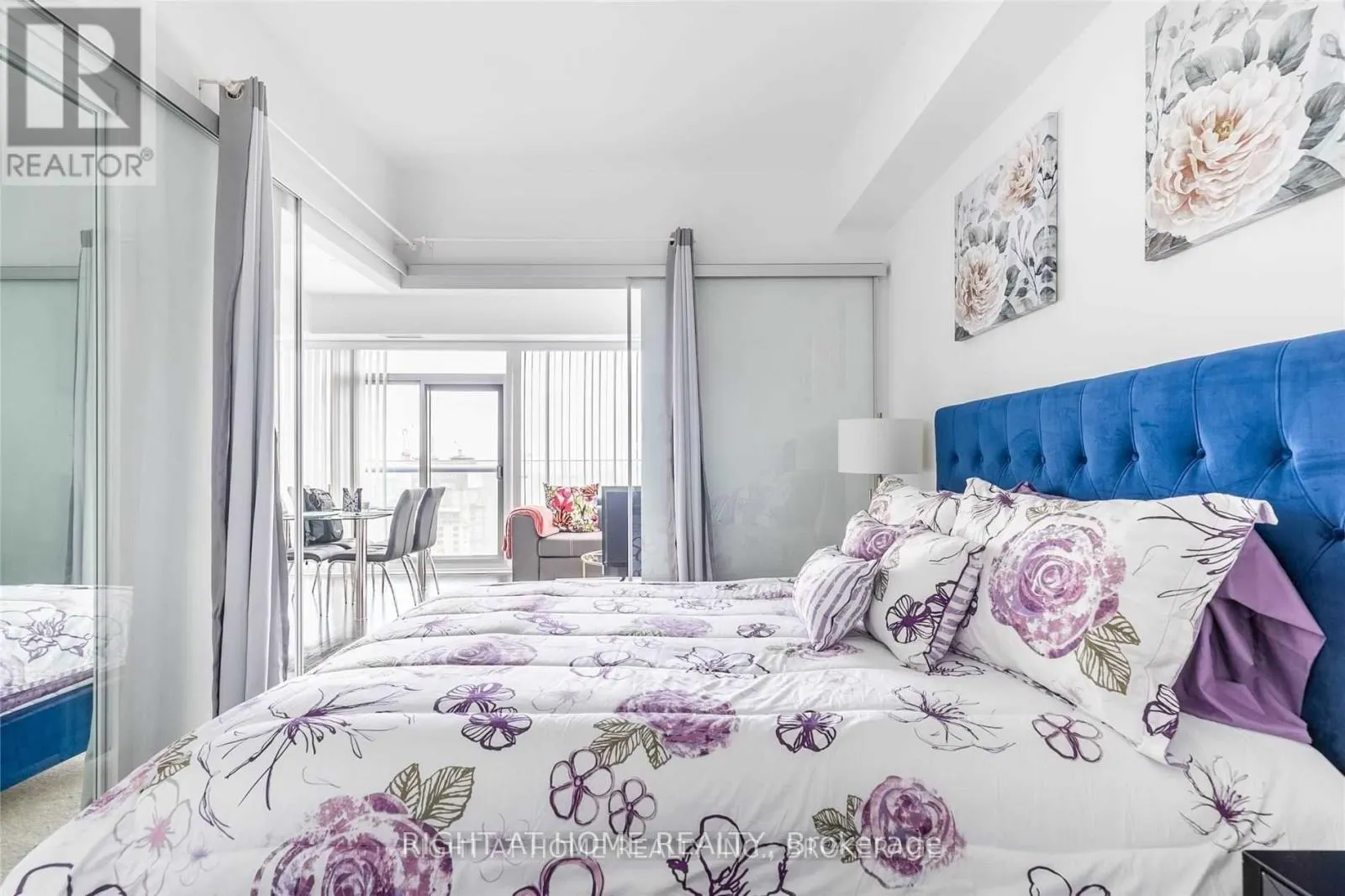 5512 - 14 YORK STREET