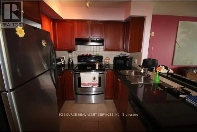 408 - 3840 BATHURST STREET