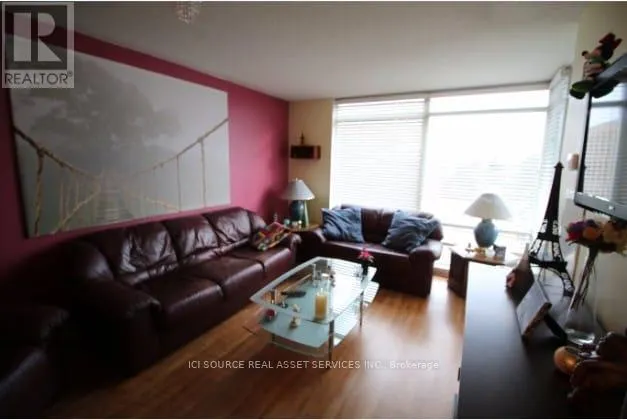 408 - 3840 BATHURST STREET