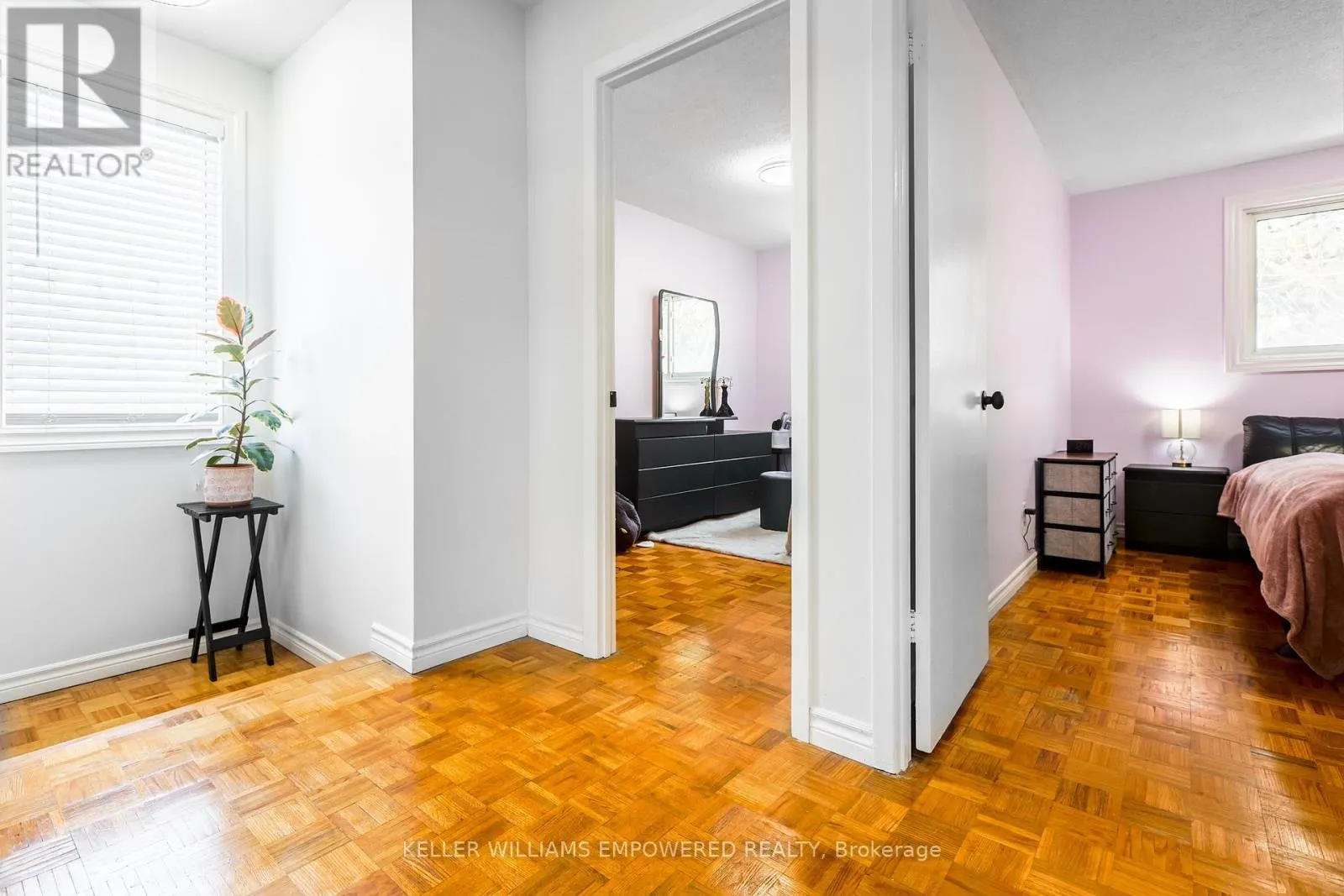 199 HOLLYBERRY TRAIL