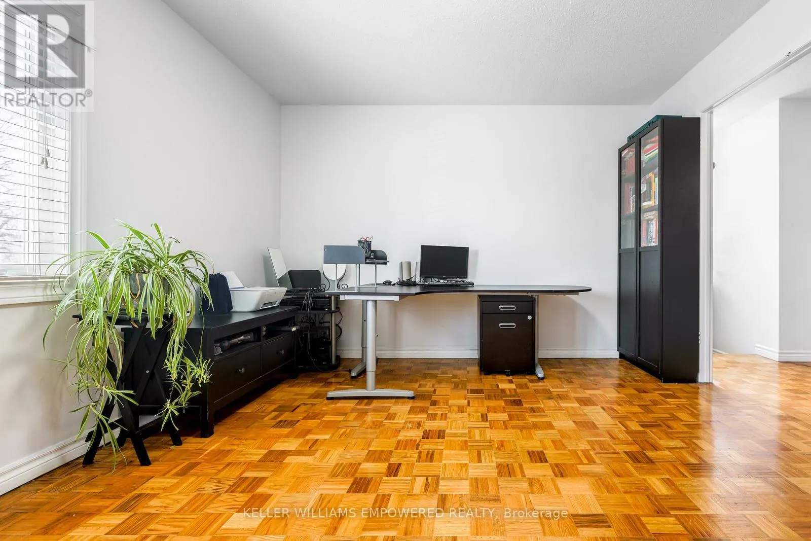 199 HOLLYBERRY TRAIL