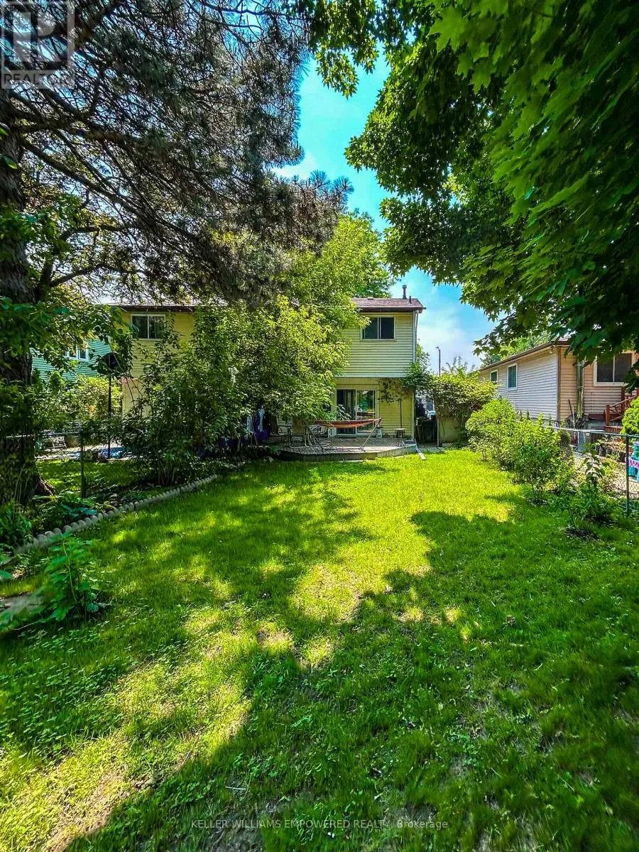 199 HOLLYBERRY TRAIL