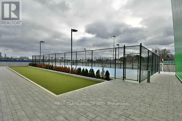 303 - 117 MCMAHON DRIVE