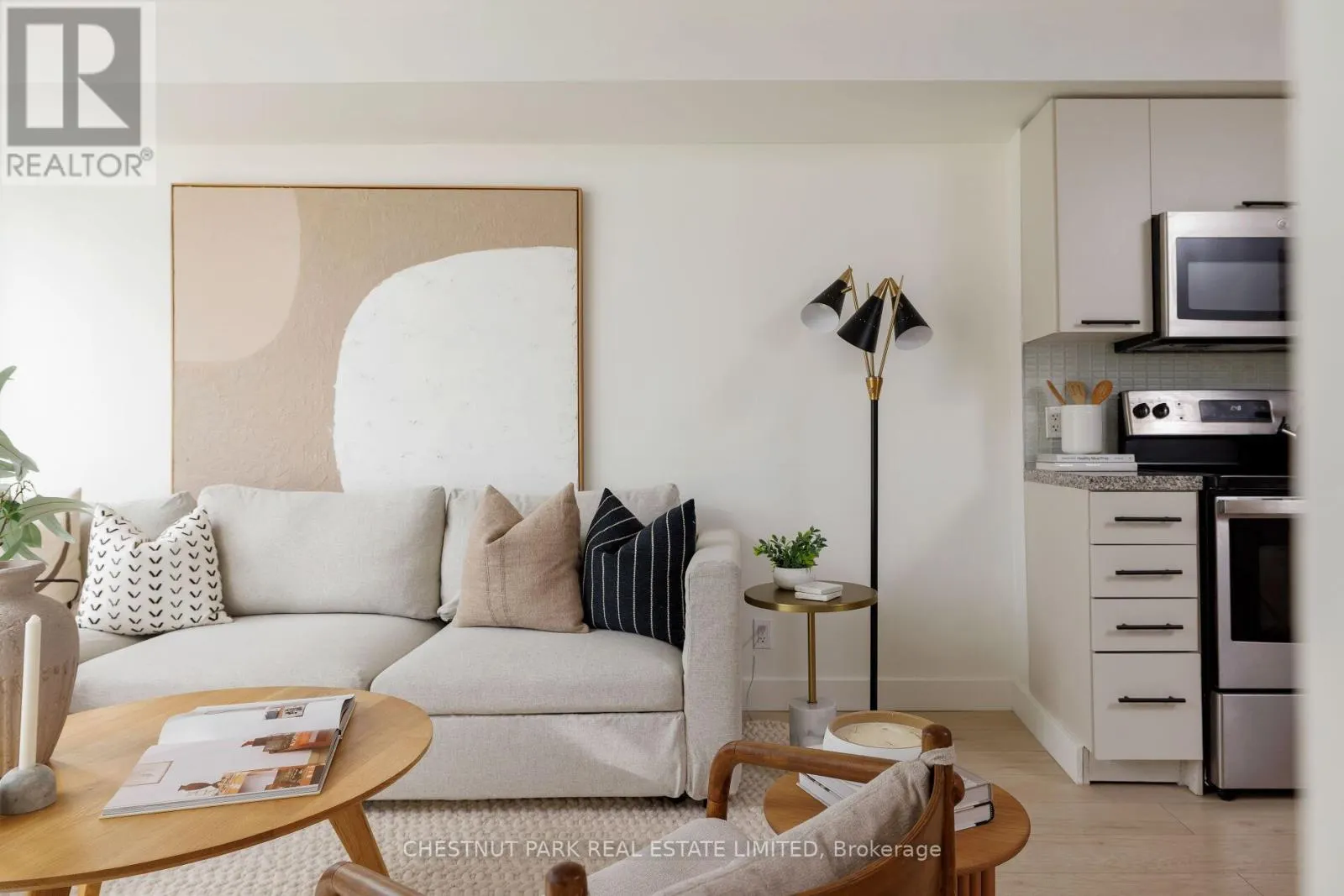 501 - 21 NELSON STREET