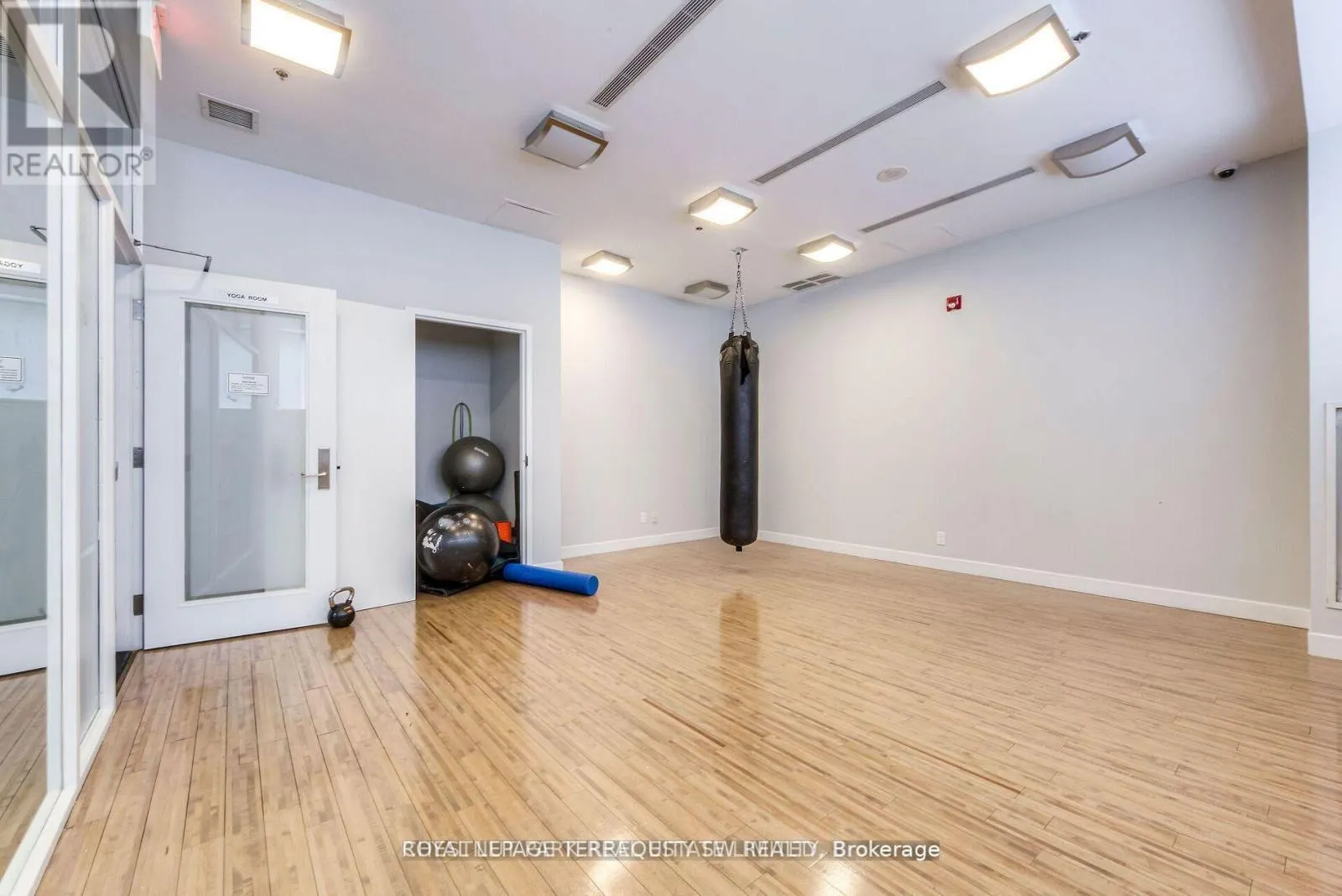 501 - 21 NELSON STREET