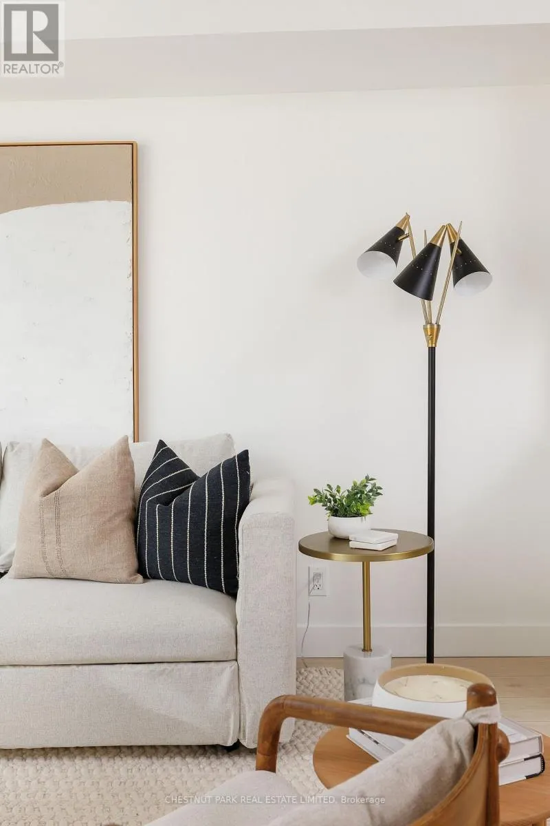 501 - 21 NELSON STREET