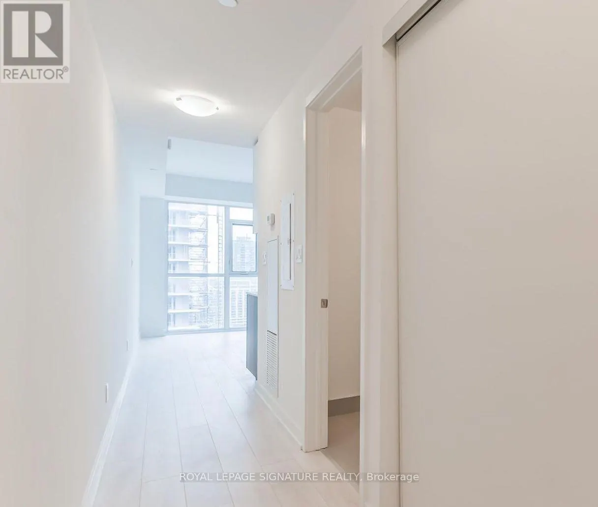 1504 - 30 ORDNANCE STREET