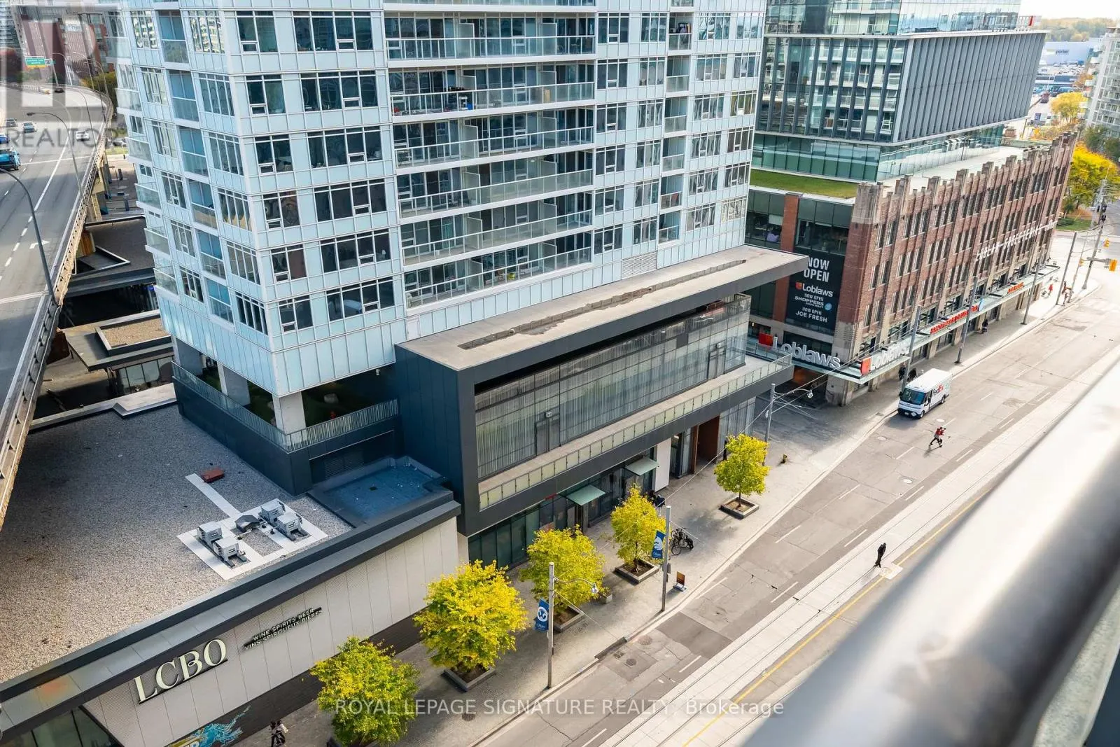 1106 - 20 BRUYERES MEWS