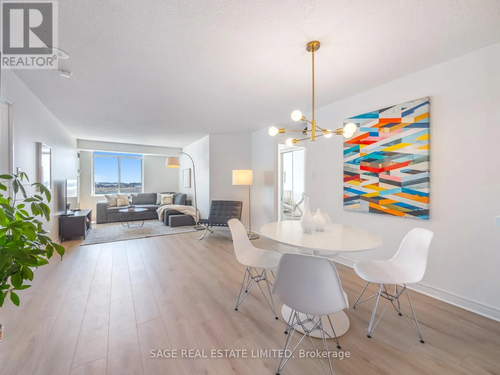 909 - 70 MILL STREET