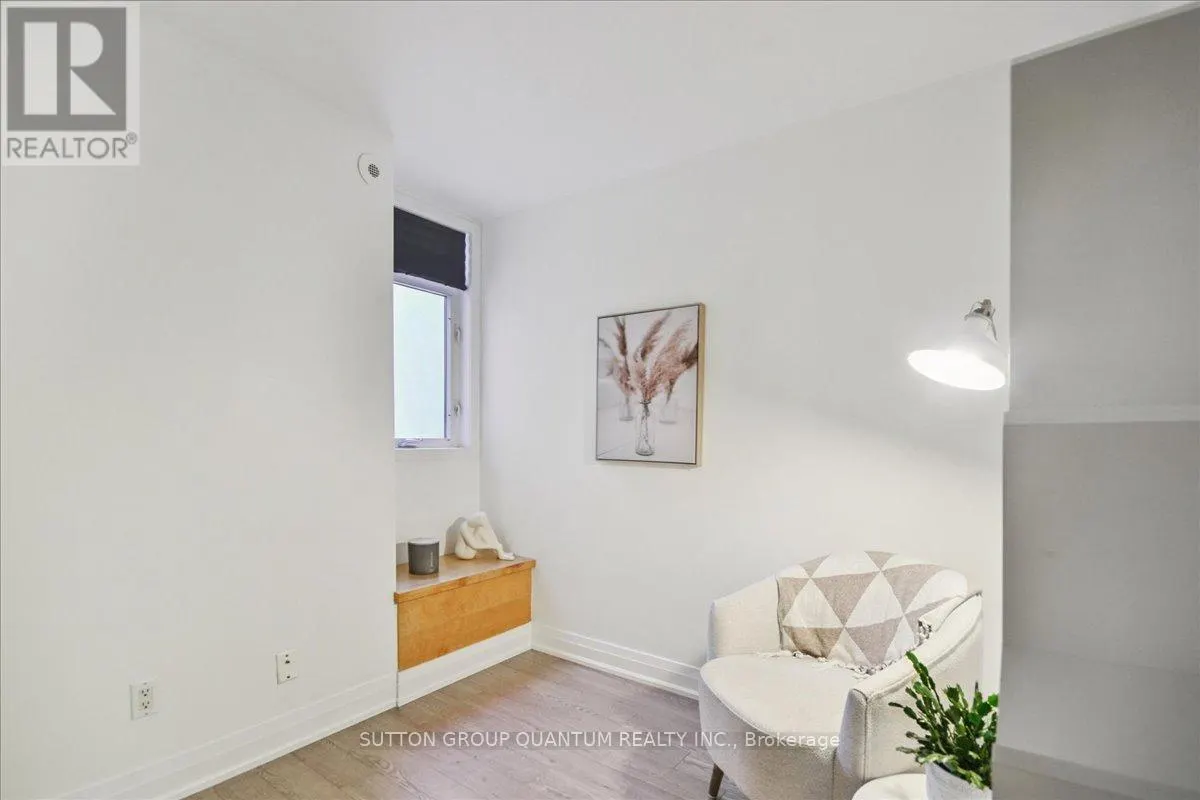 378 - 415 JARVIS STREET