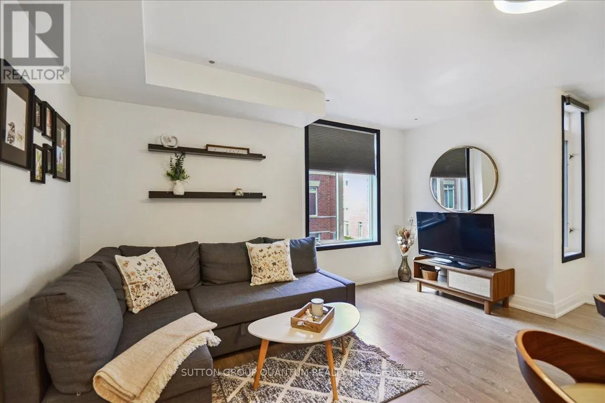 378 - 415 JARVIS STREET