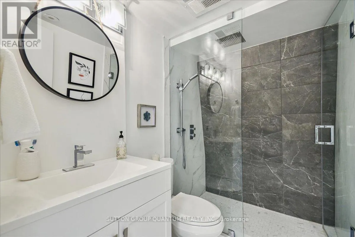 378 - 415 JARVIS STREET