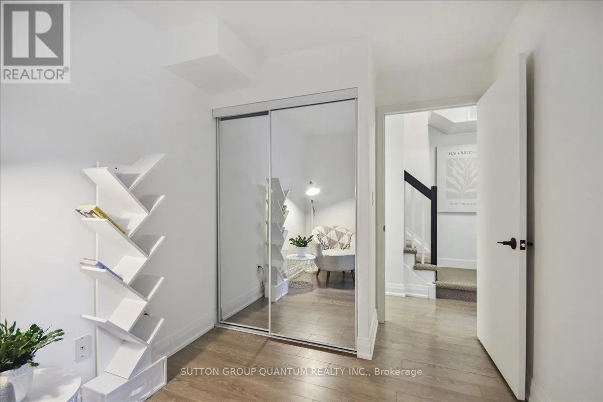 378 - 415 JARVIS STREET