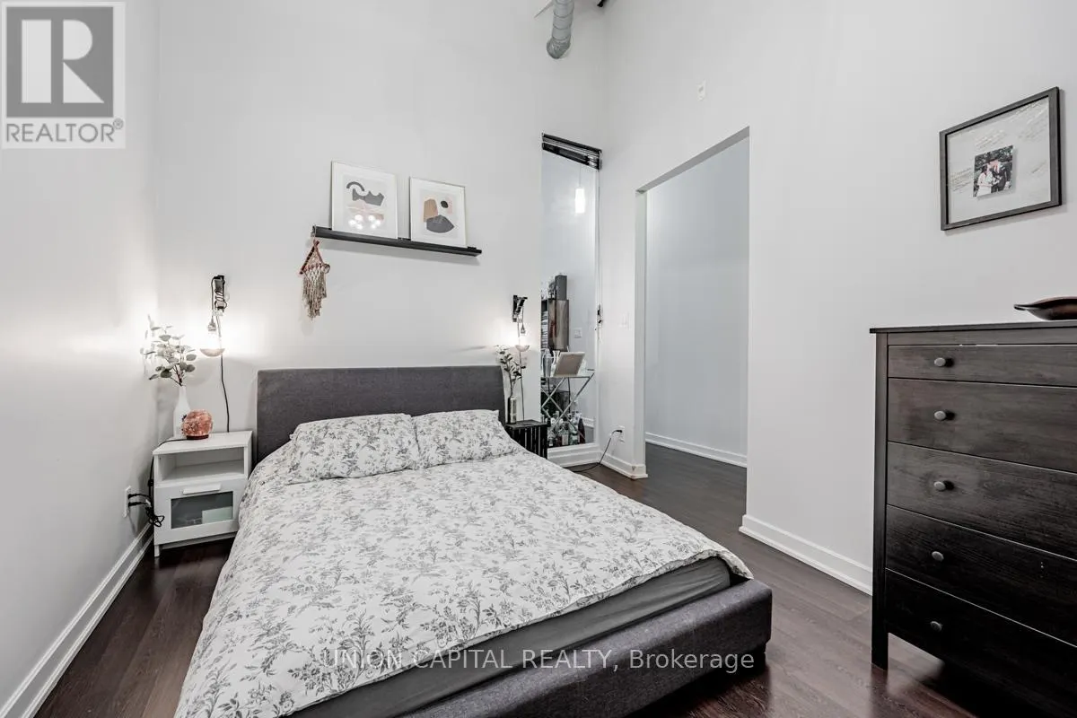 113 - 380 MACPHERSON AVENUE