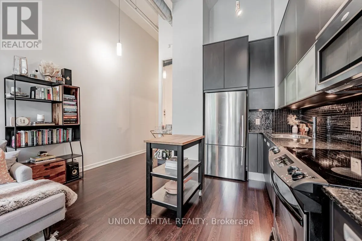 113 - 380 MACPHERSON AVENUE