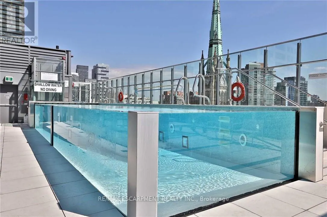 1406 - 60 COLBORNE STREET