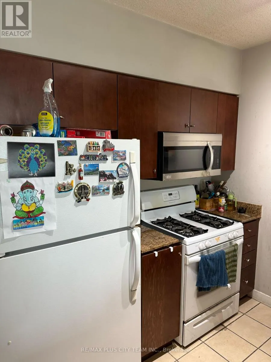 1009 - 5 MARINER TRAIL