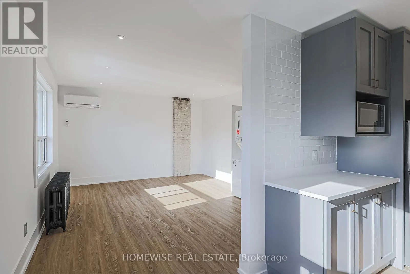 1 - 2066 YONGE STREET