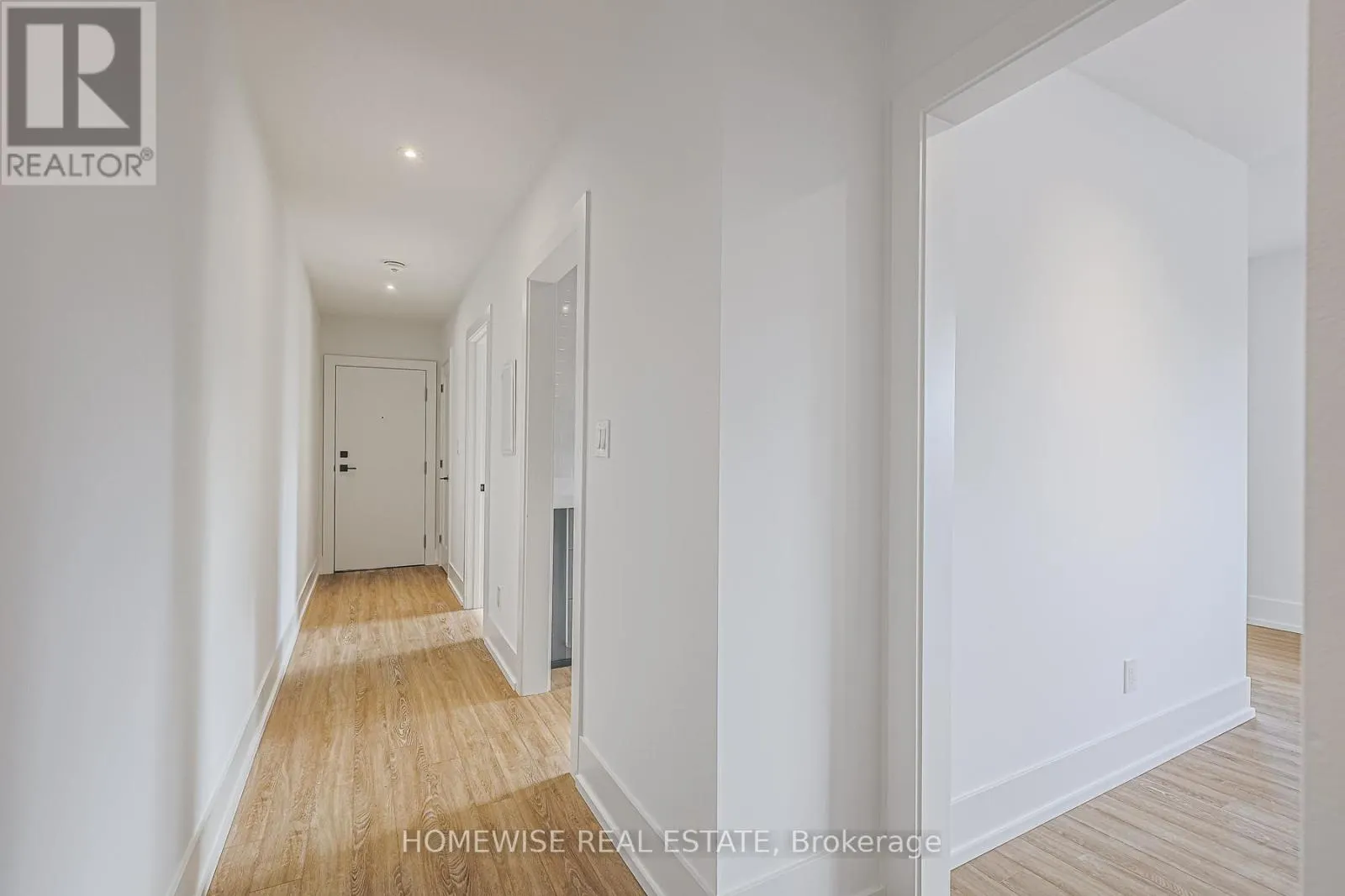 1 - 2066 YONGE STREET