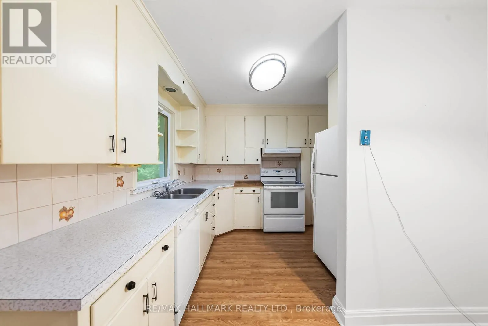 344 SPRING GARDEN AVENUE