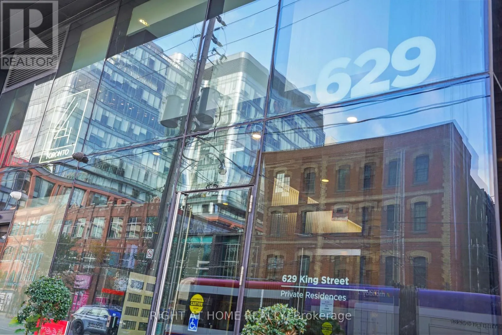 513 - 629 KING STREET W