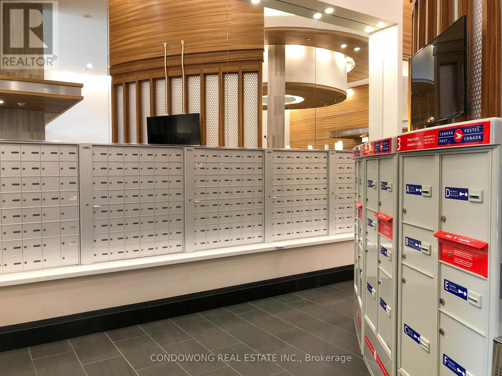 E1005 - 555 WILSON AVENUE