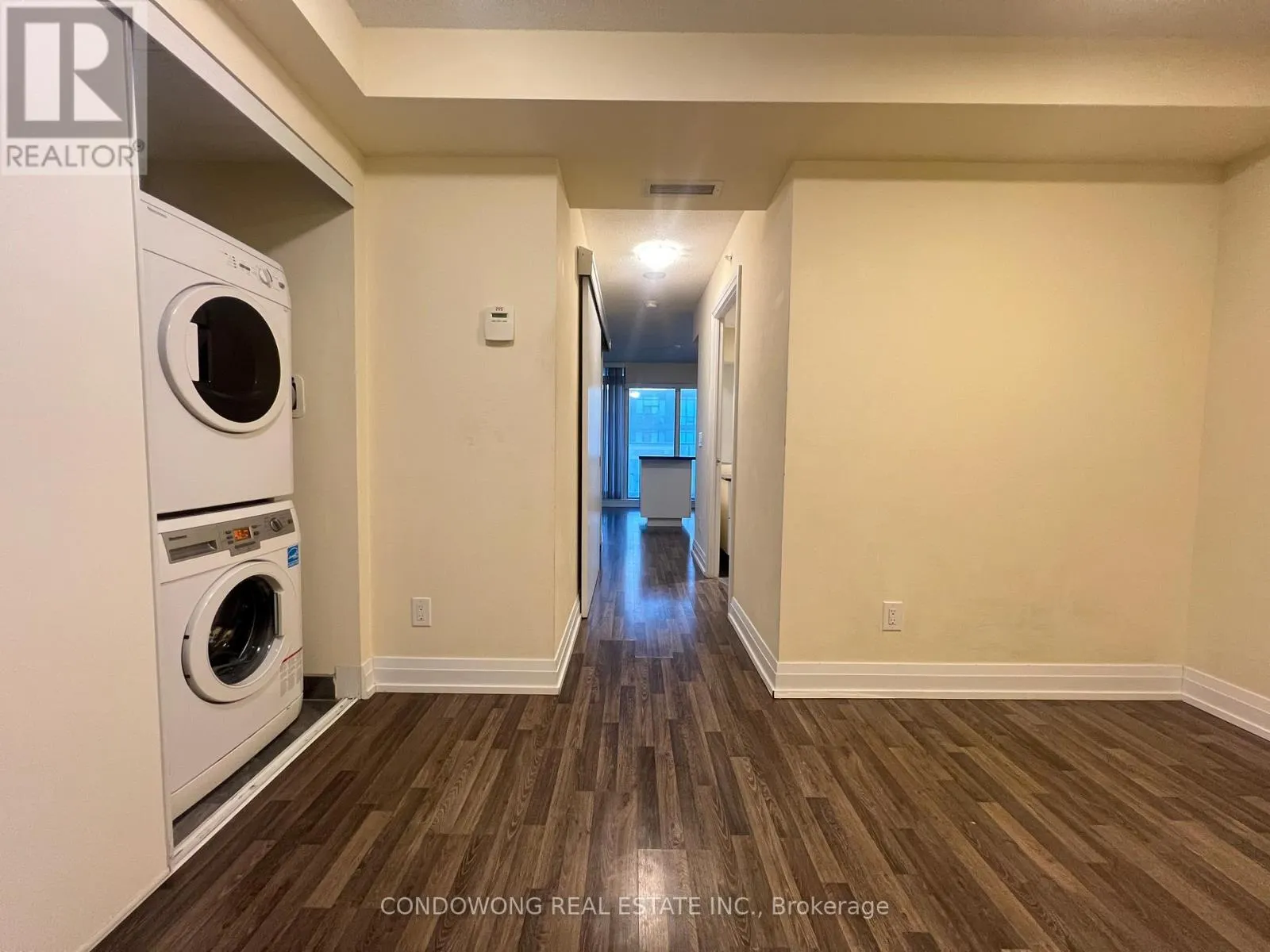 E1005 - 555 WILSON AVENUE