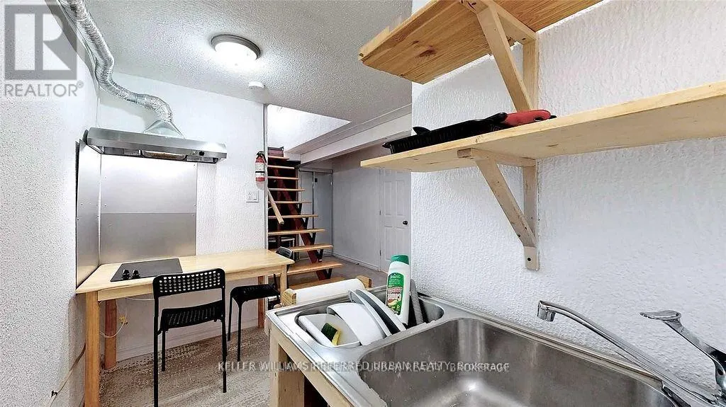 LOWER - 3 ROBERT HICKS DRIVE