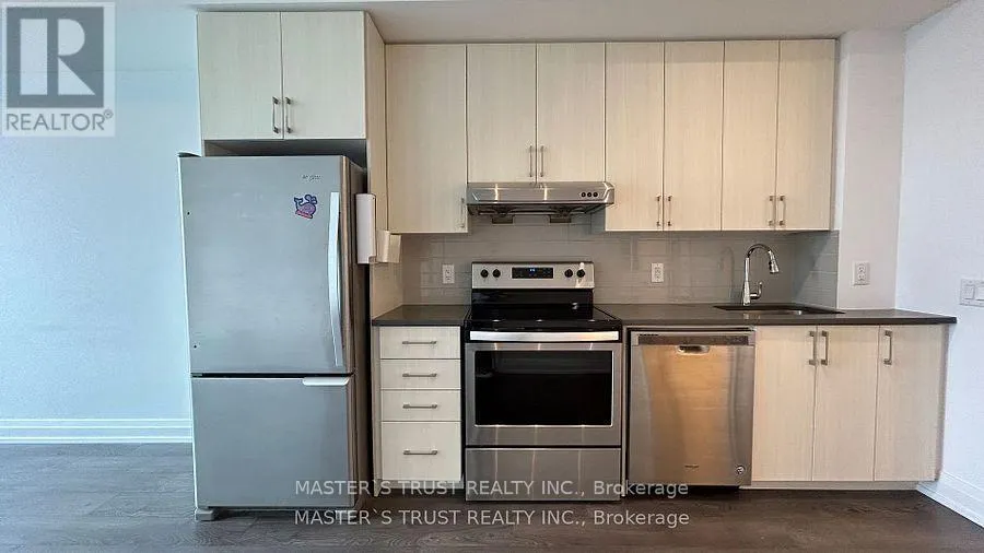 PH25 - 591 SHEPPARD AVENUE E