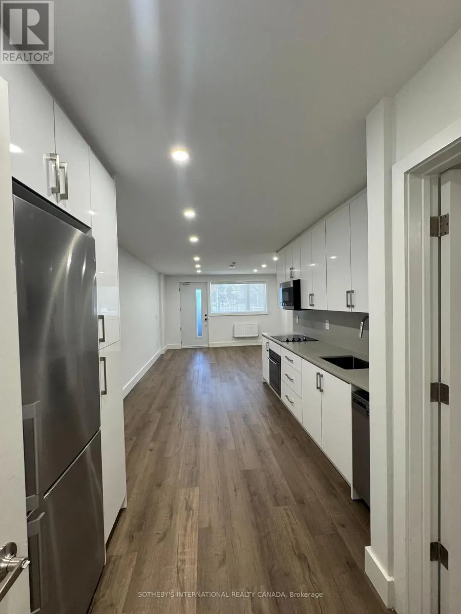 1 - 3879 BATHURST STREET