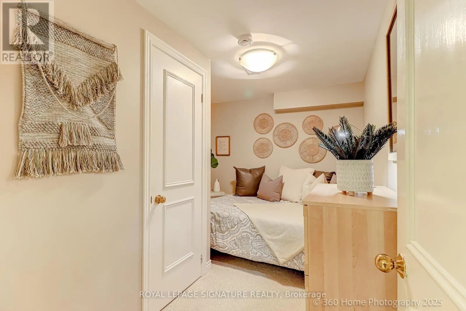 343 CRANBROOKE AVENUE