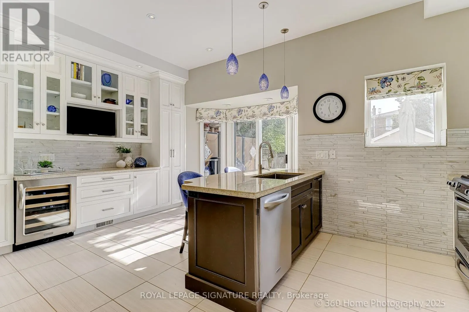 343 CRANBROOKE AVENUE