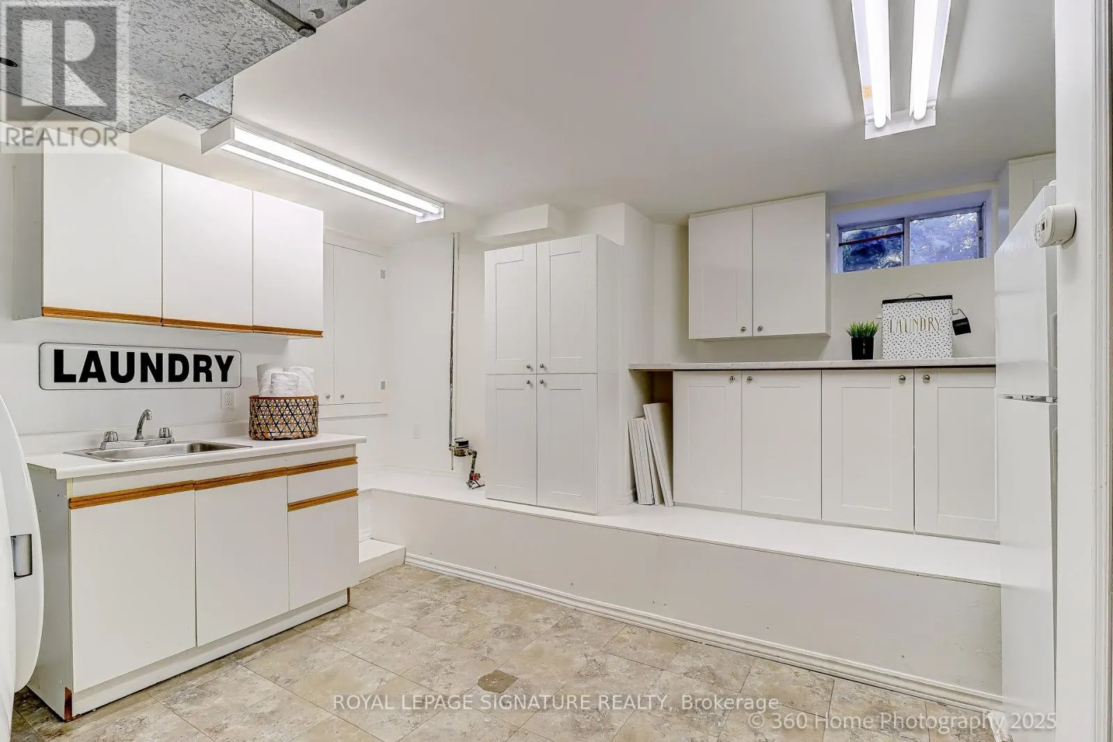 343 CRANBROOKE AVENUE