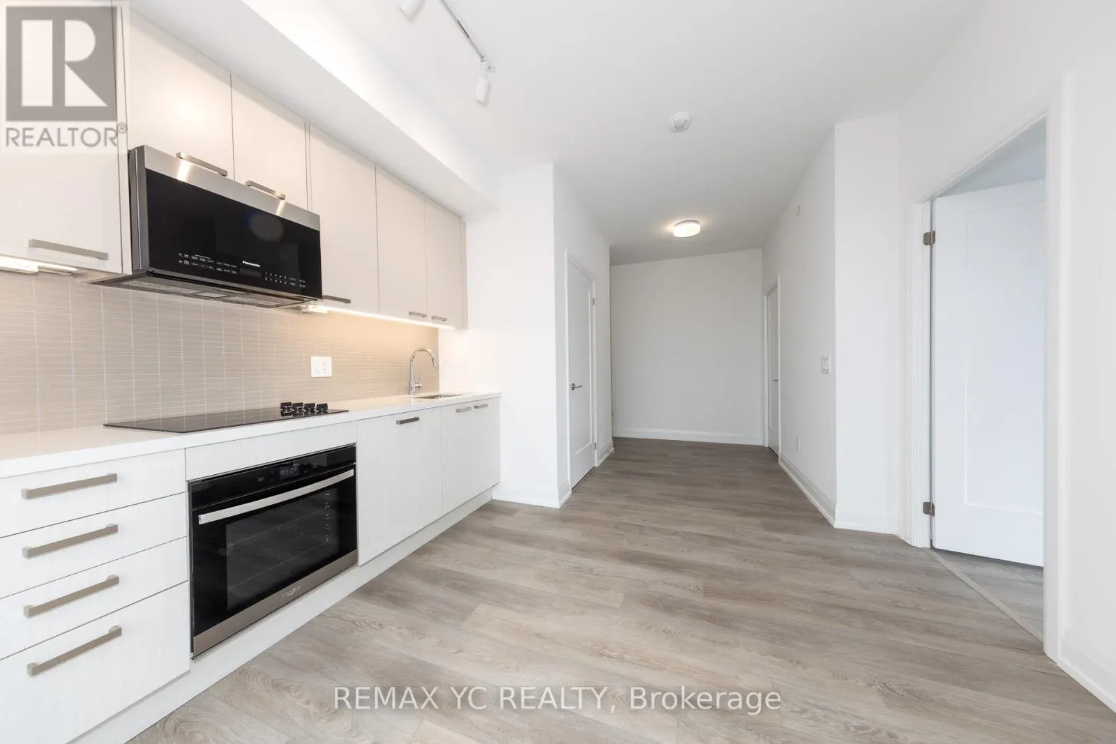 1502 - 20 SOUDAN AVENUE