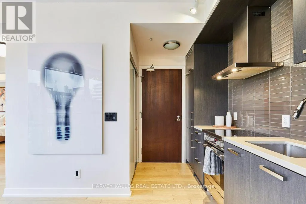 N204 - 120 BAYVIEW AVENUE