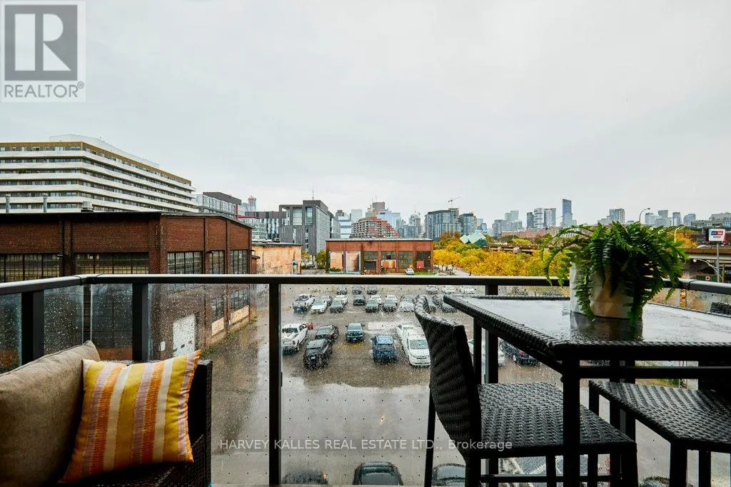 N204 - 120 BAYVIEW AVENUE