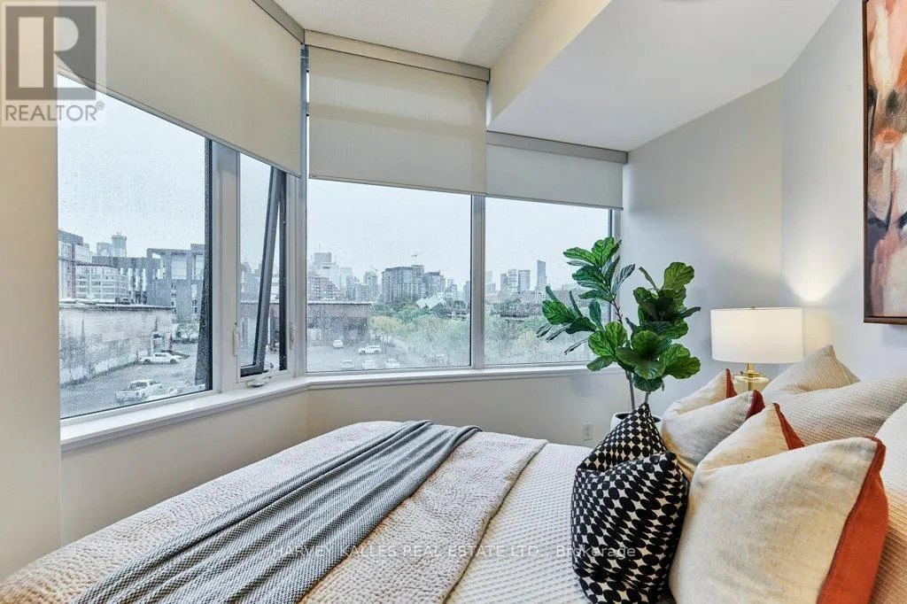 N204 - 120 BAYVIEW AVENUE