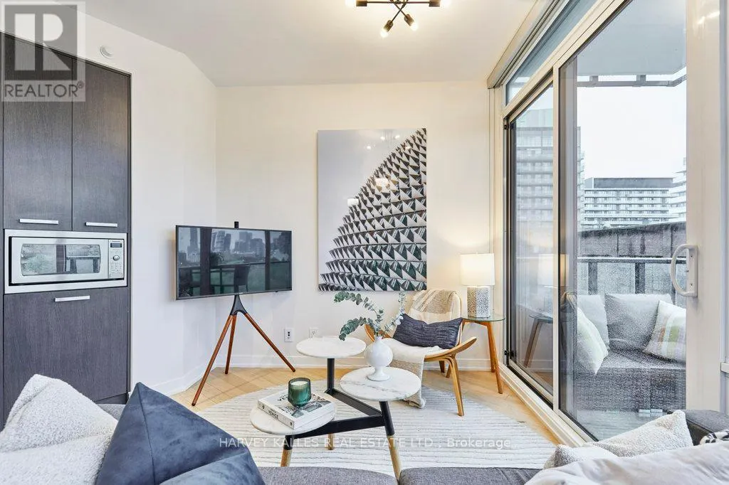 N204 - 120 BAYVIEW AVENUE