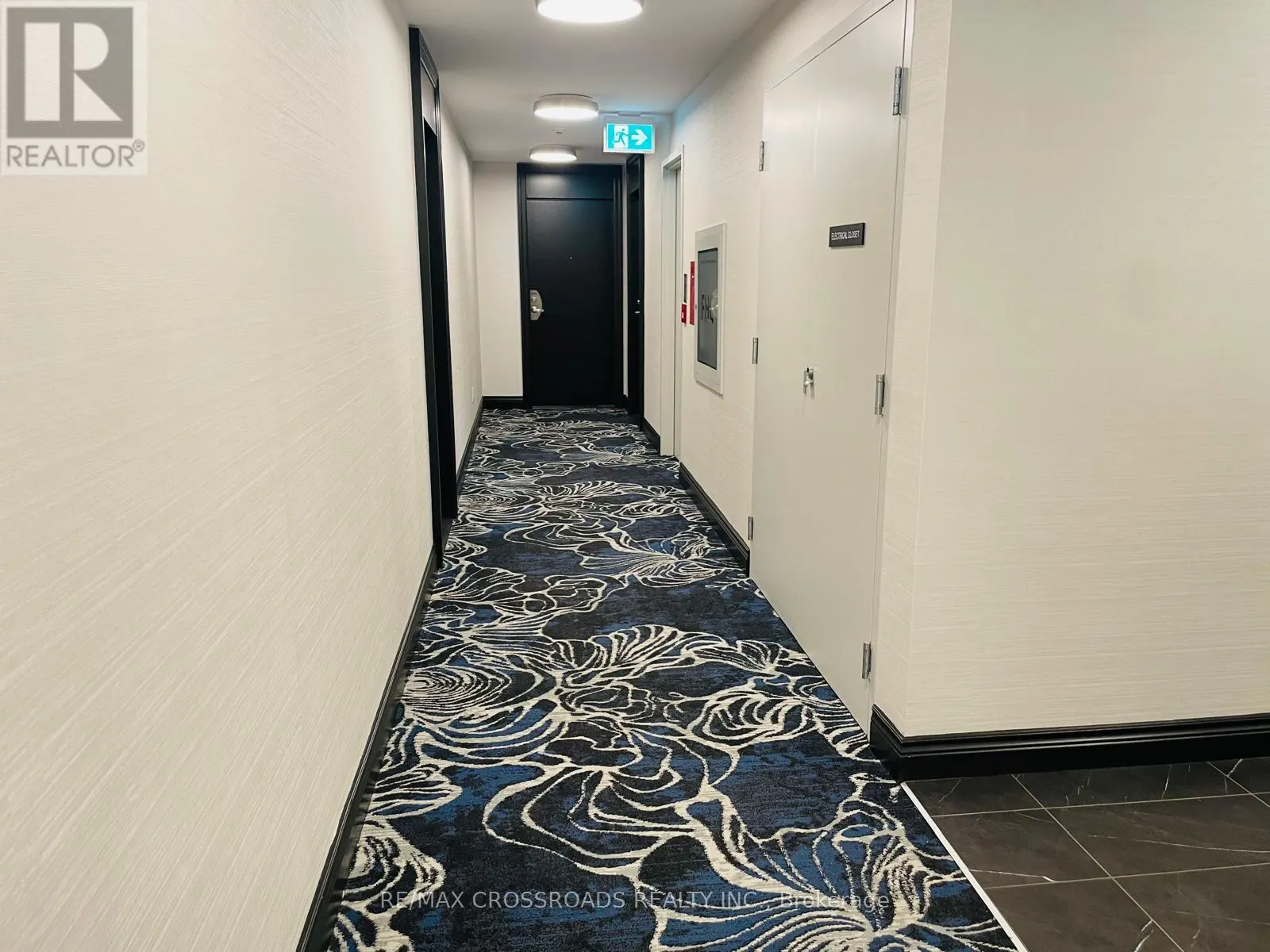 3207 - 19 GRAND TRUNK CRESCENT