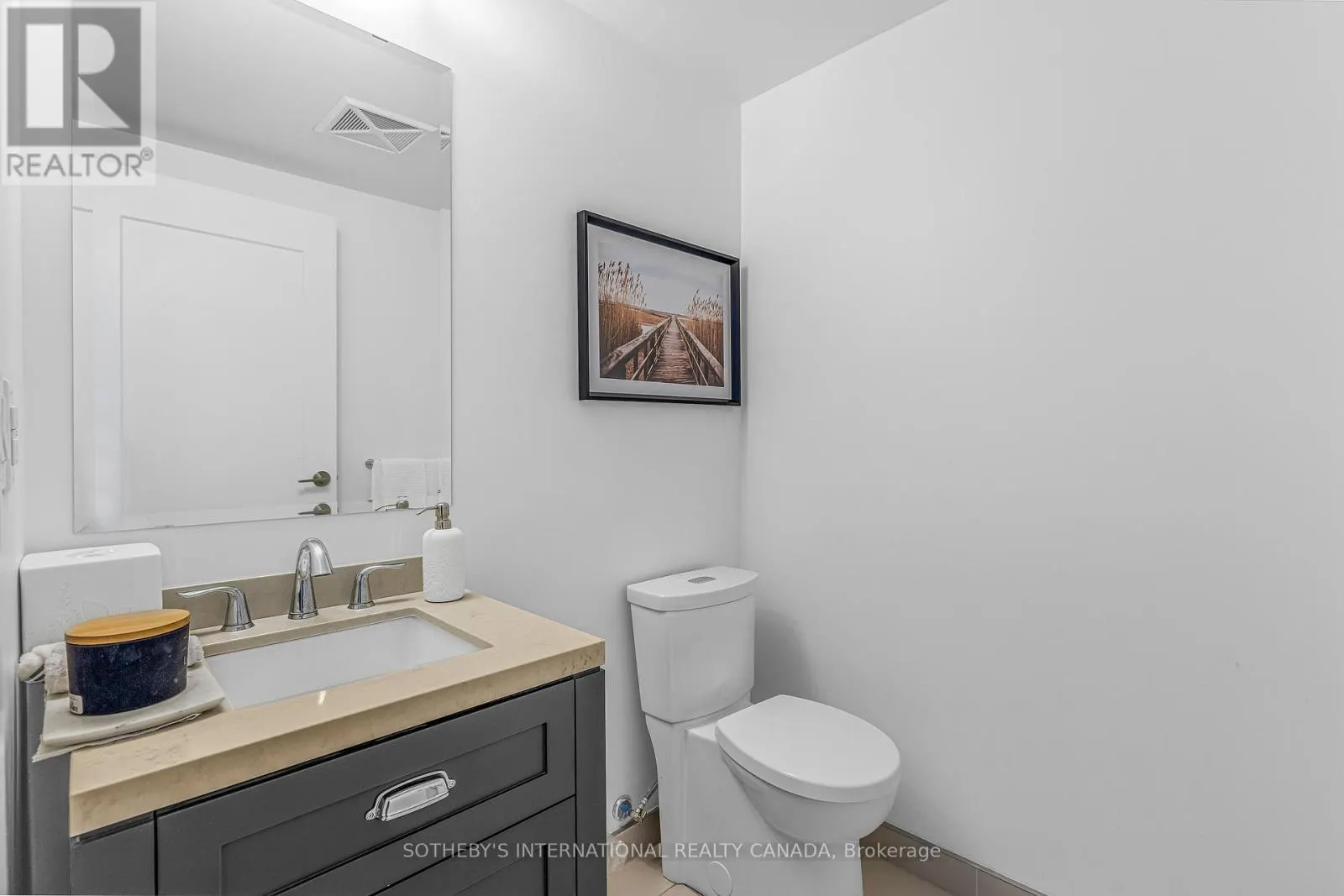 TH-105 - 25 MALCOLM ROAD