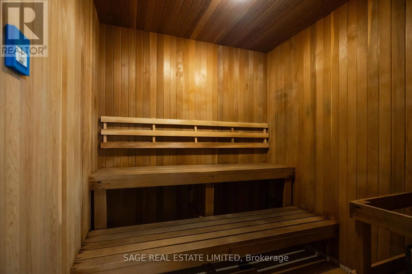 606 - 3830 BATHURST STREET