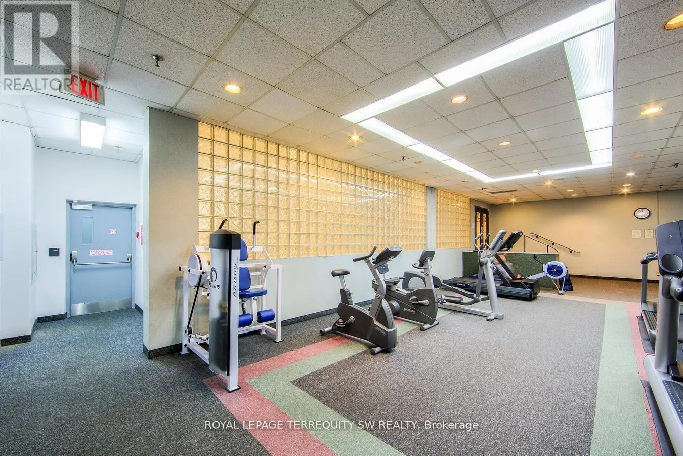 933 - 222 THE ESPLANADE