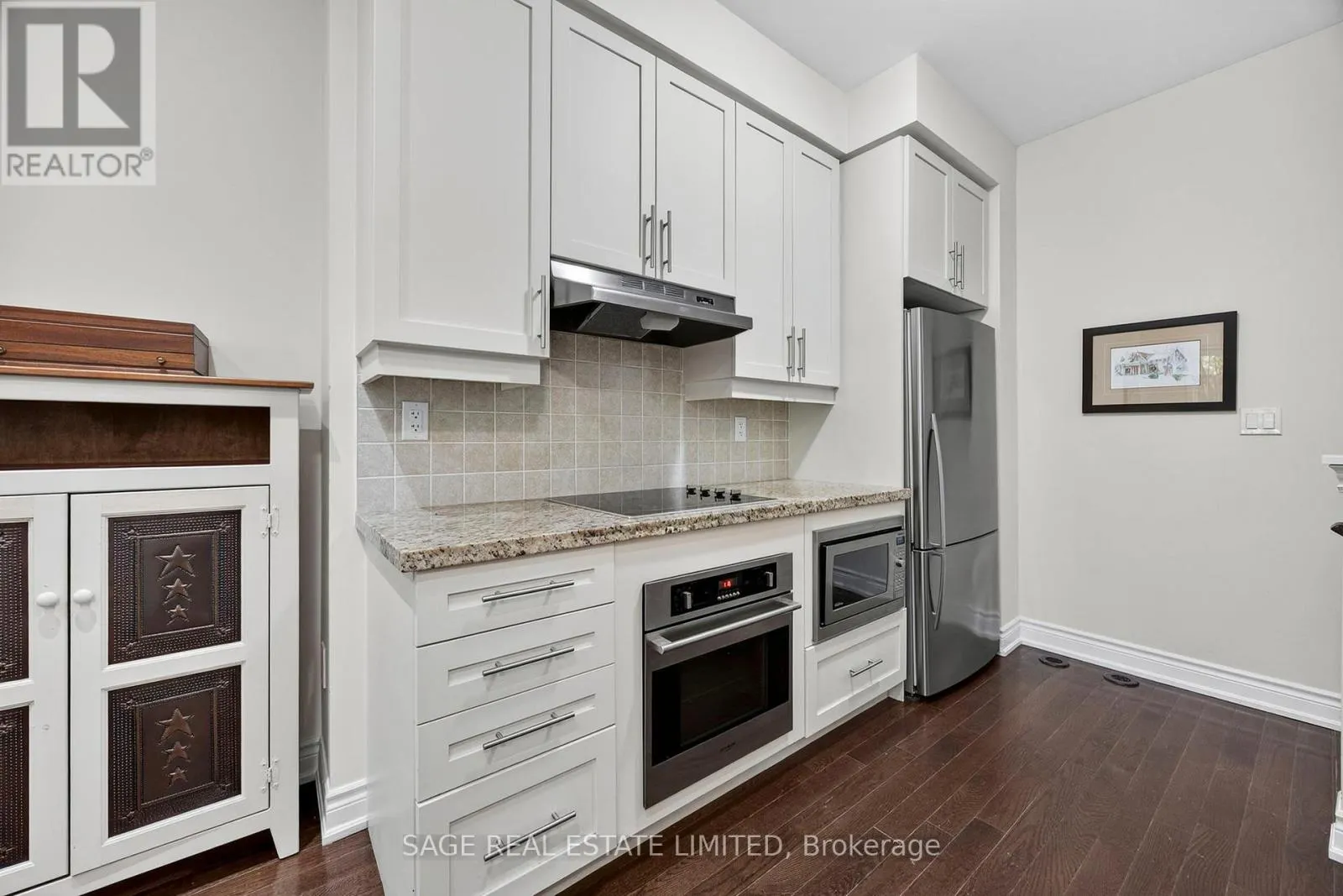 1 - 10 HARGRAVE LANE S