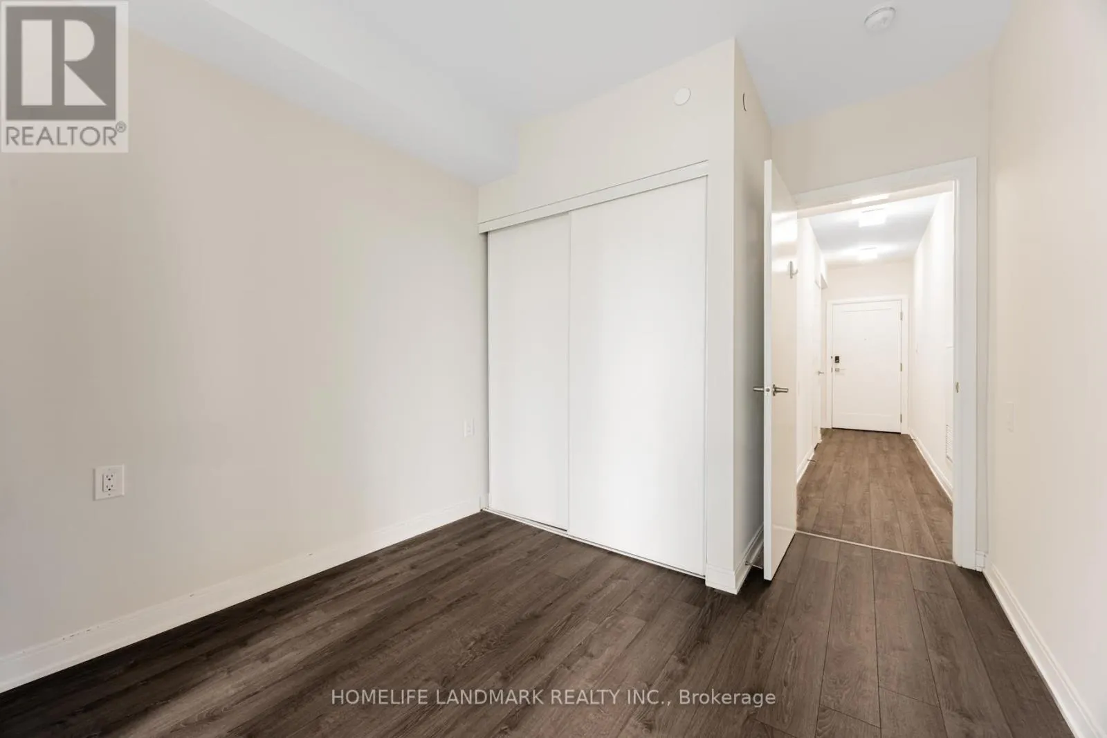 2305 - 50 CHARLES STREET E