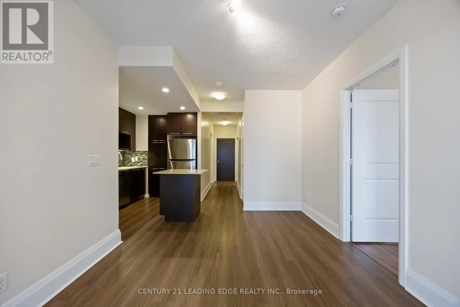 1220 - 100 HARRISON GARDEN BOULEVARD