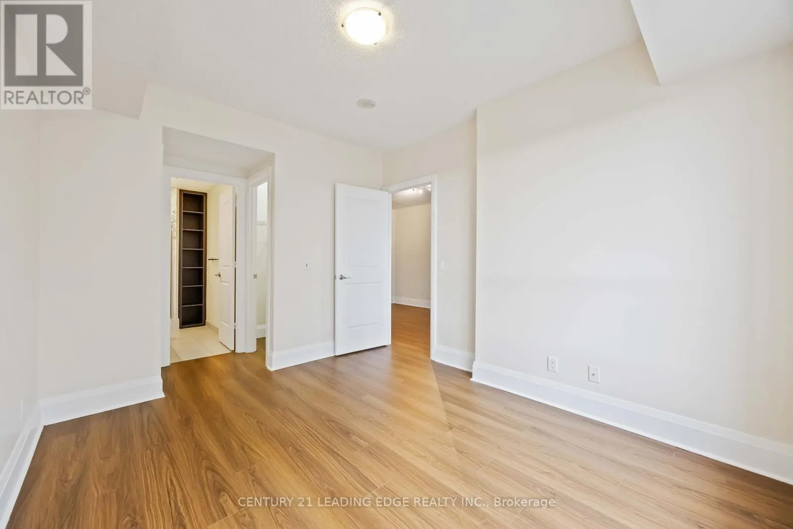 1220 - 100 HARRISON GARDEN BOULEVARD